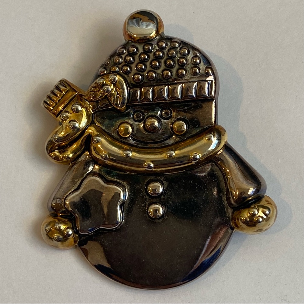 Vintage Best silver tone winter snowman brooch lapel pin